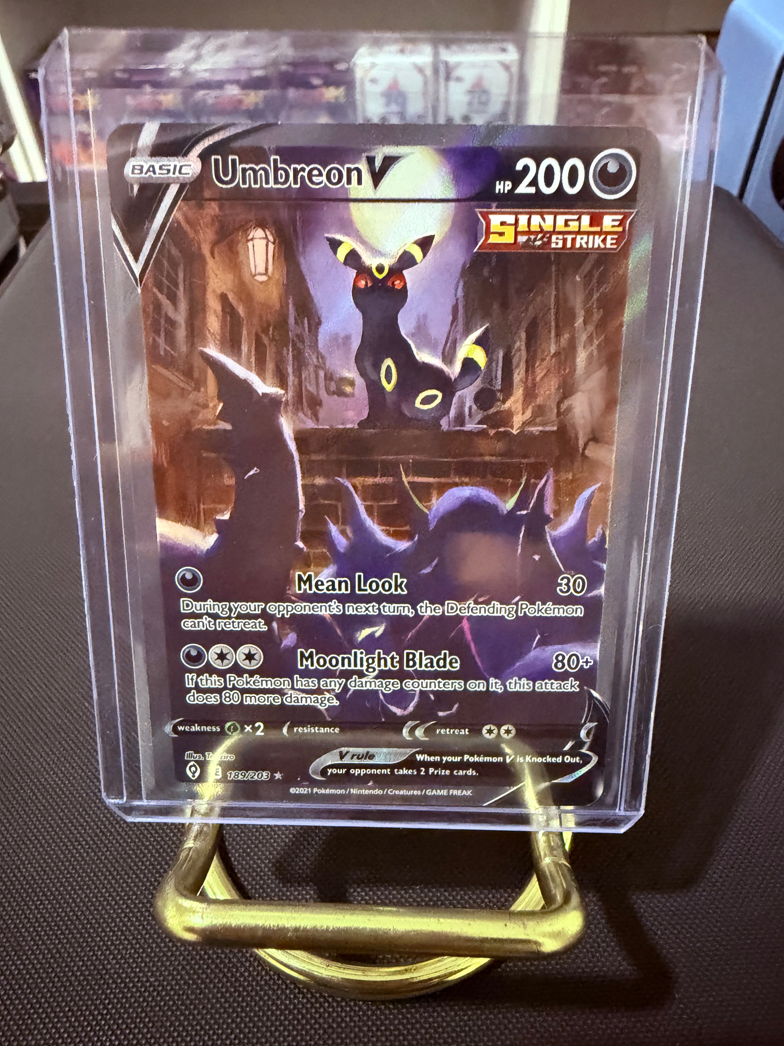Umbreon V Alternate Art Ultra Rare