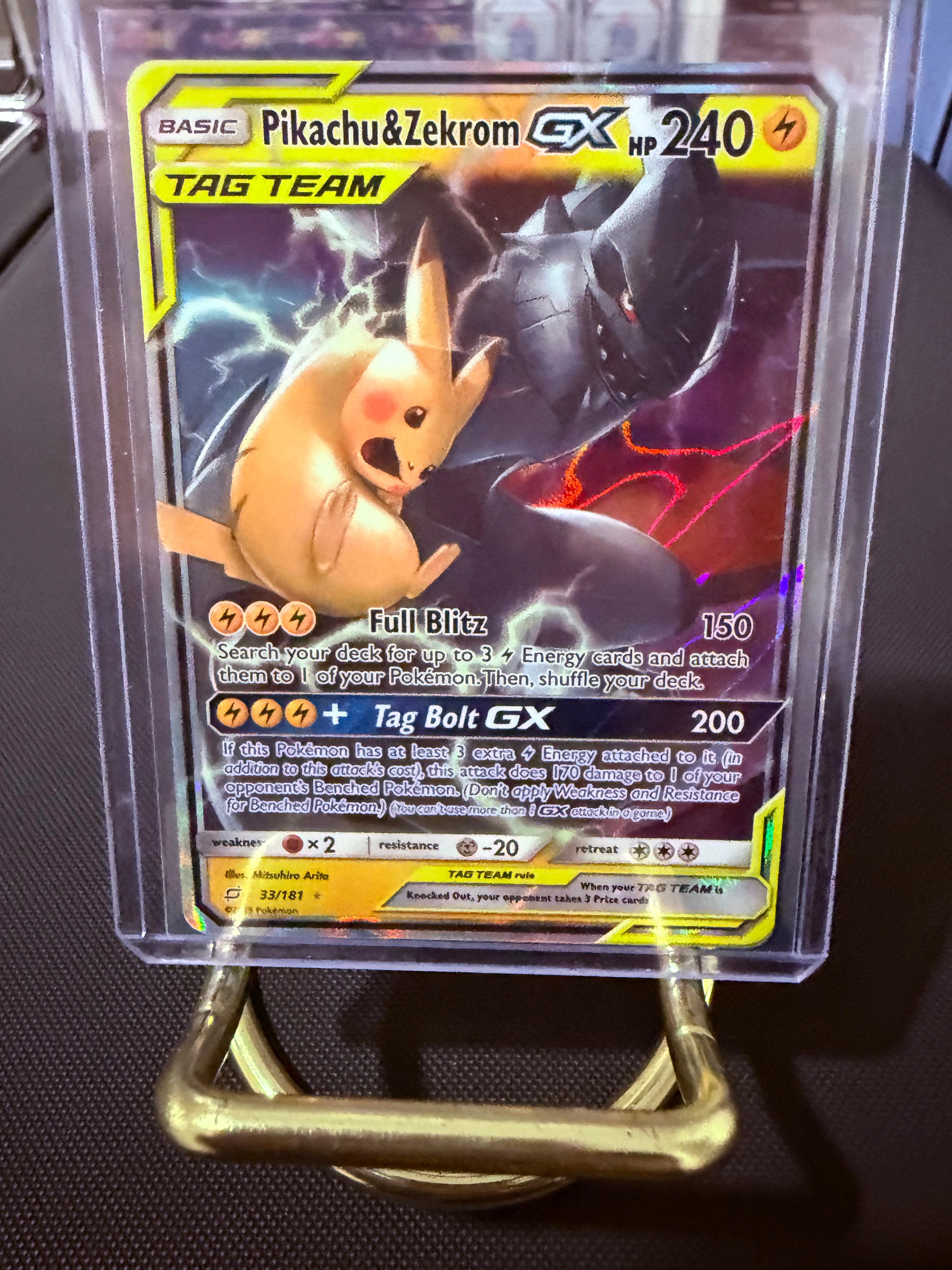 Pikachu & Zekrom Gx Ultra Rare